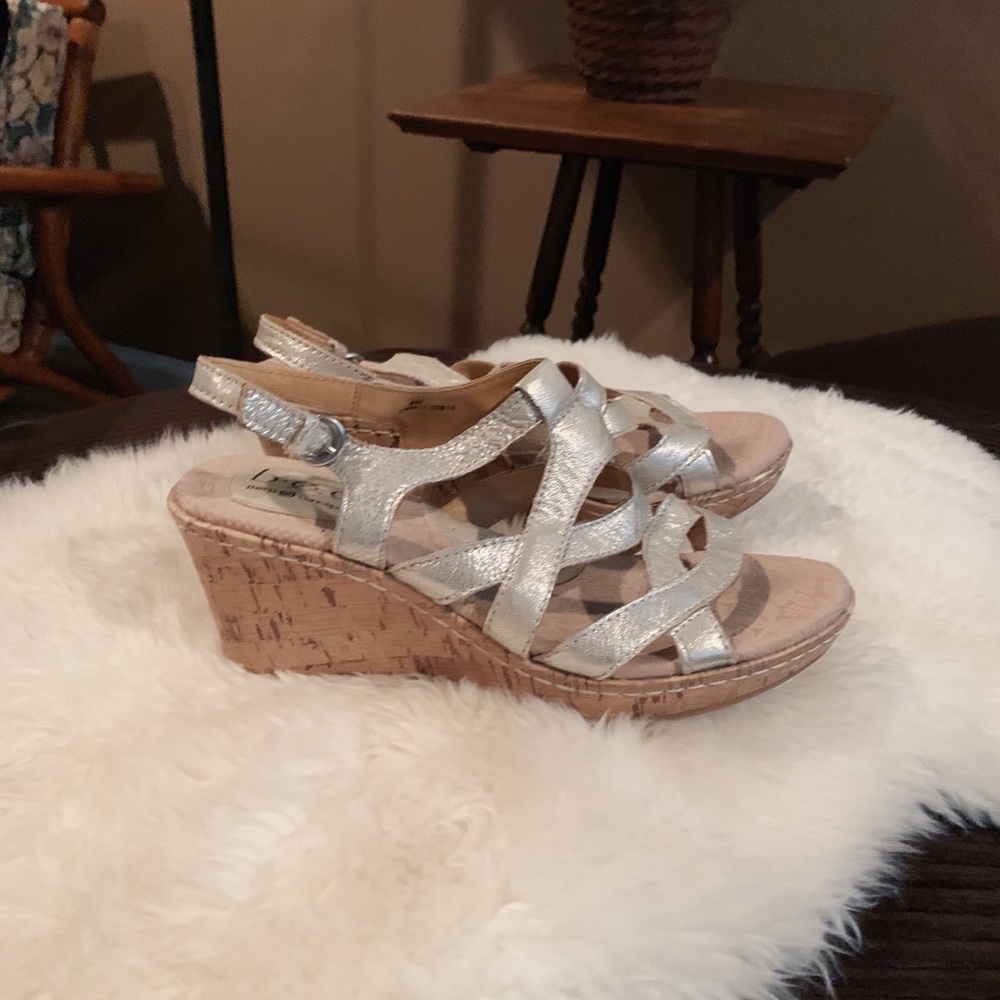 BOC born metallic wedges